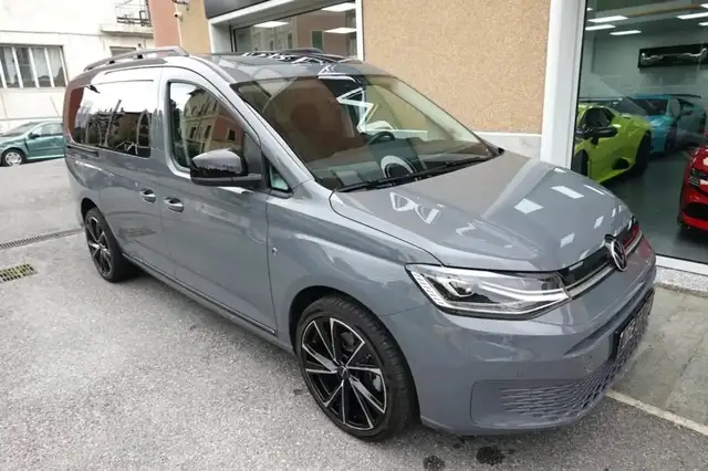 Volkswagen Caddy view 7