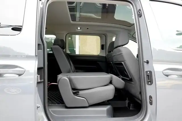 Volkswagen Caddy view 12