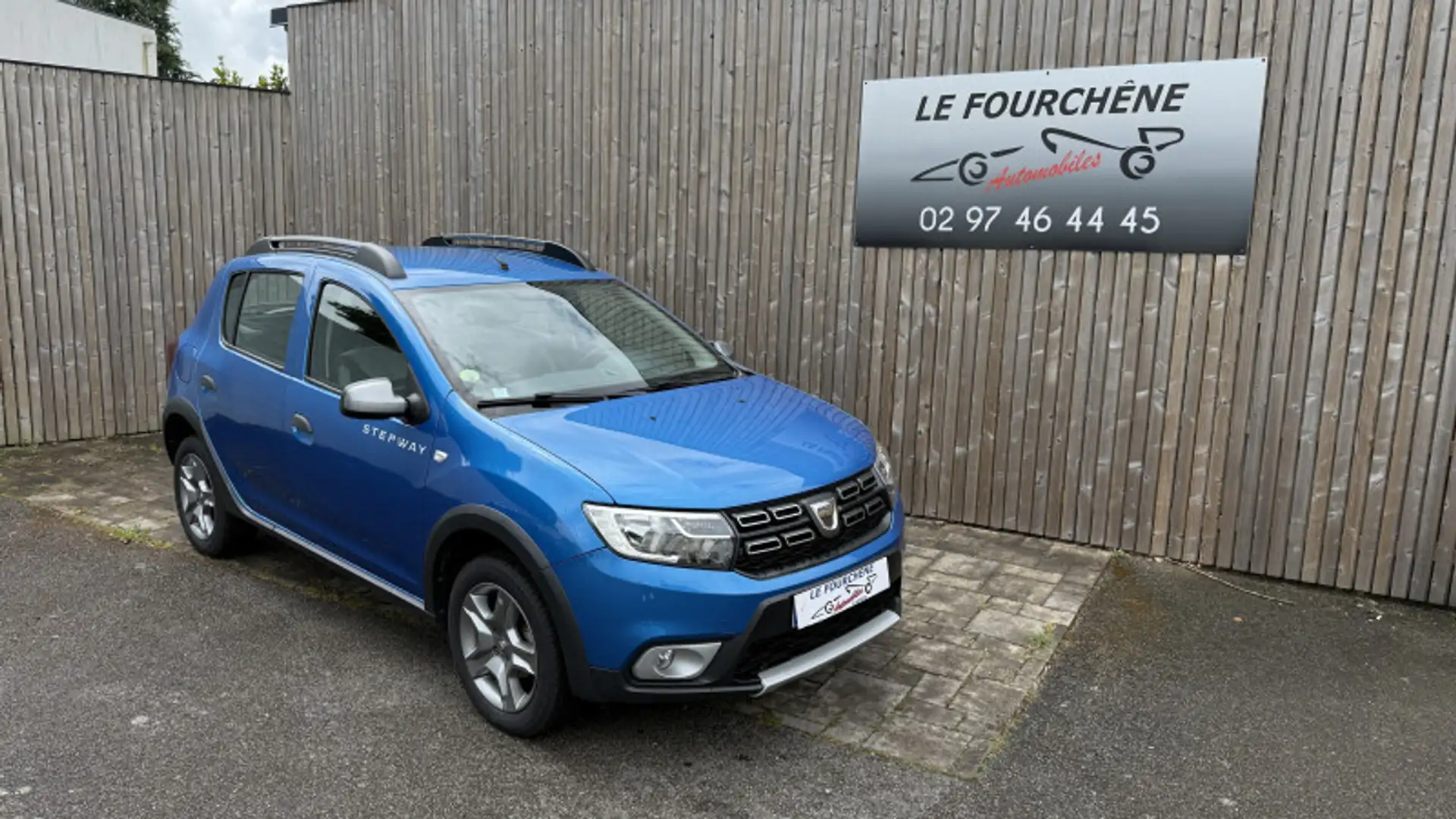 Dacia Sandero 1.5 BLUE DCI 95CH STEPWAY Bleu - 1