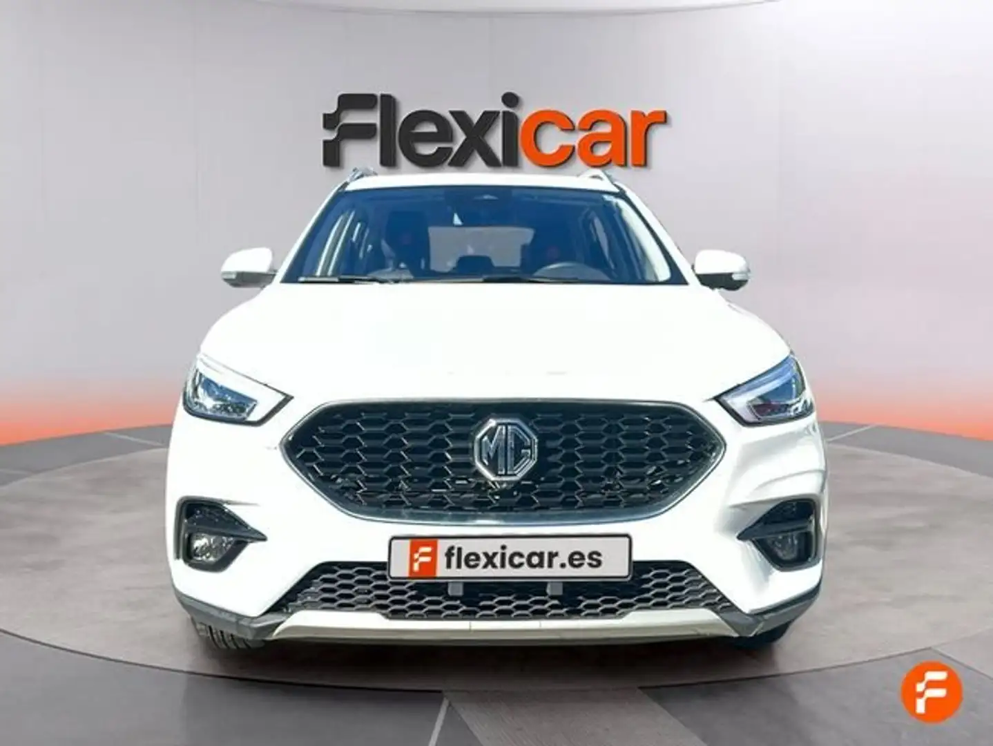 MG ZS 1.5 Luxury Blanco - 2