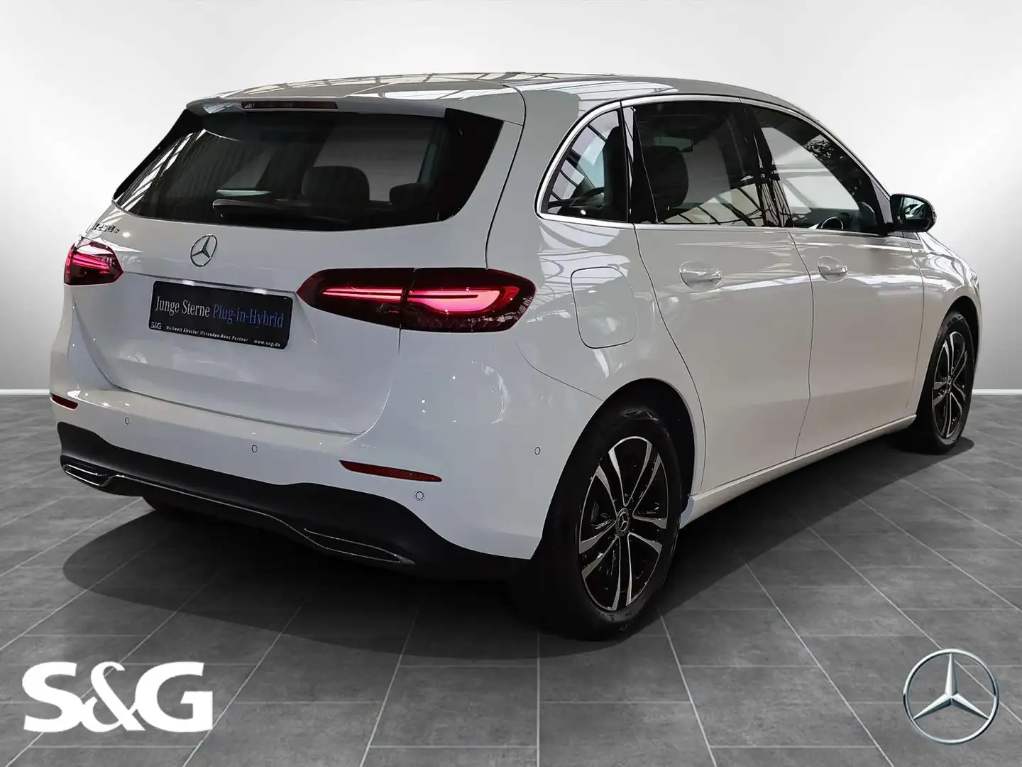 Mercedes-Benz B 250 e Progressive PANO+AHK+LED+KAMERA+NAVI+17" Weiß - 2