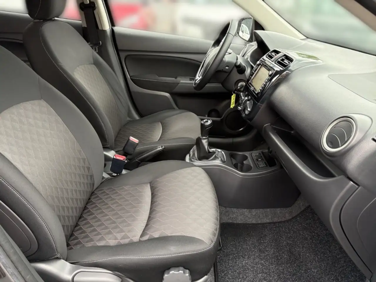 Mitsubishi Space Star Intro Edition+ +NAVI!+Sitzheizung+!, миниатюра 14