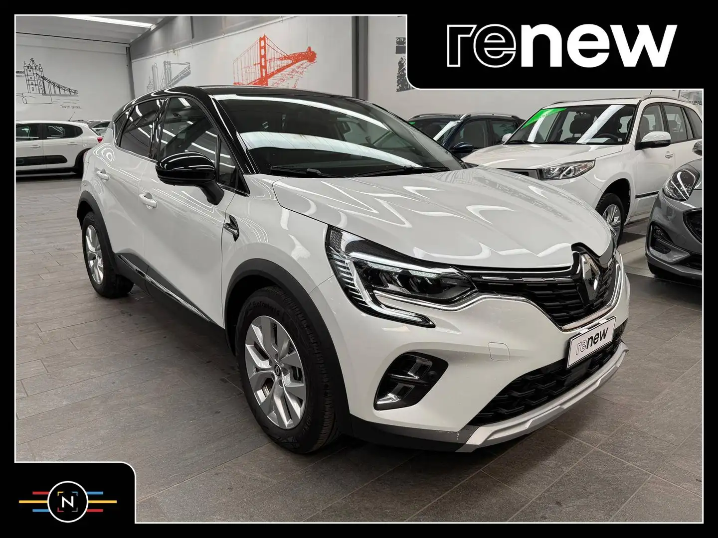 Renault Captur Intens 1.6 E-Tech Plug-In Hybrid 160cv auto Bianco - 1