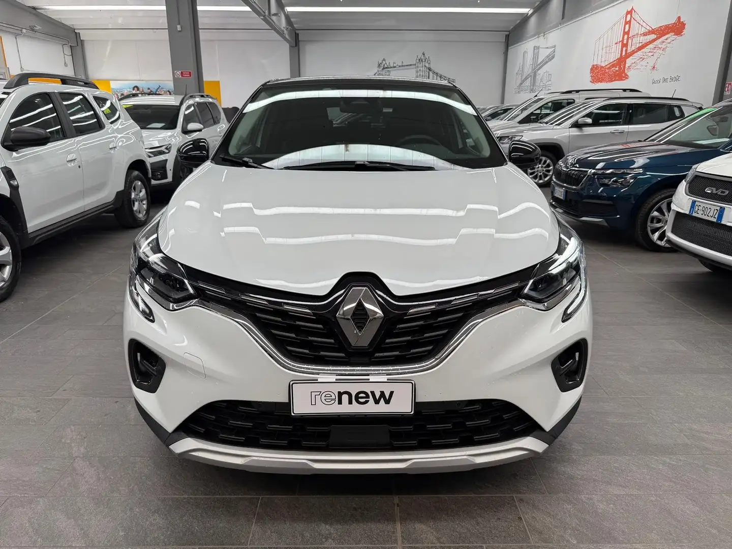 Renault Captur Intens 1.6 E-Tech Plug-In Hybrid 160cv auto Bianco - 2
