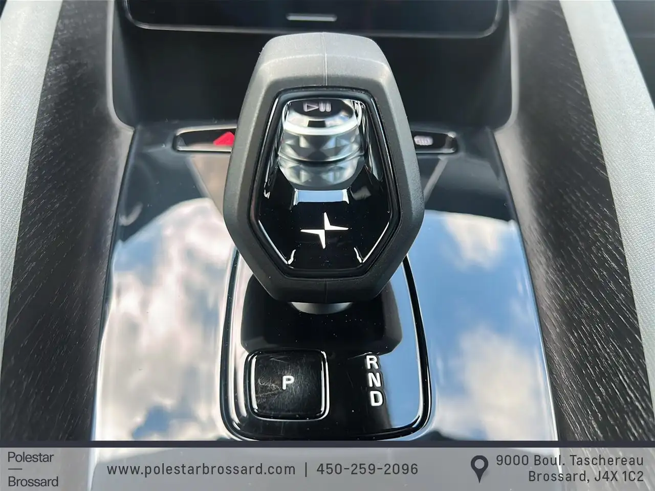 Polestar 2 снимка Polestar 2