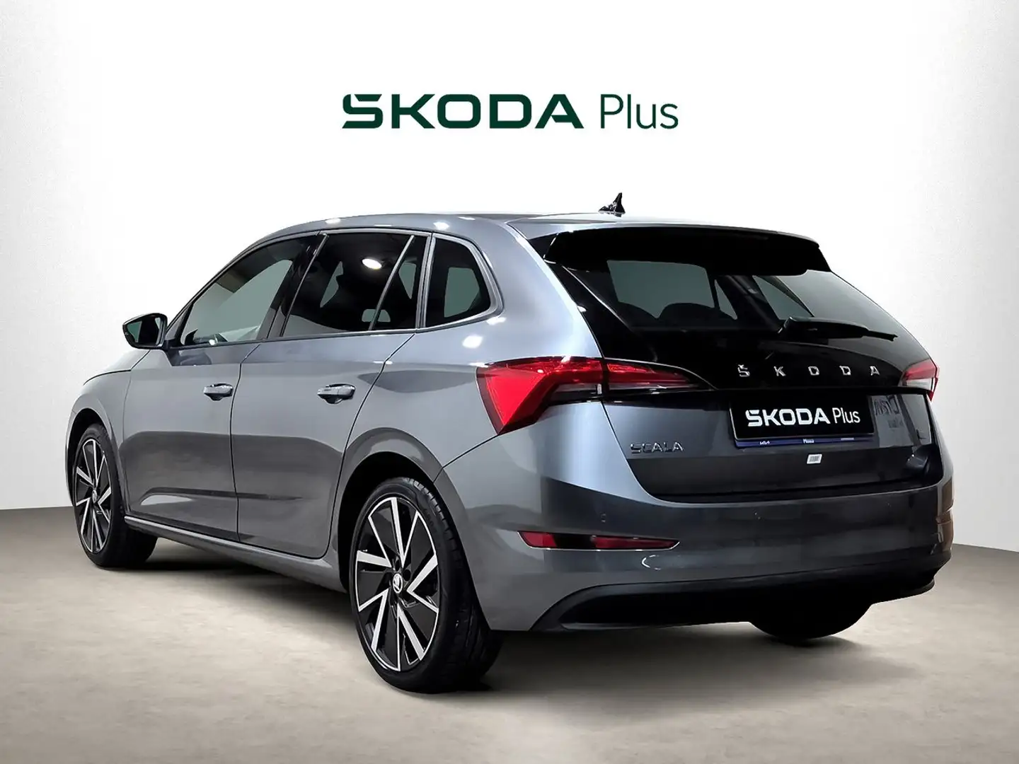 Skoda Scala 1.0 TSI Sport DSG 85kW Gris - 2