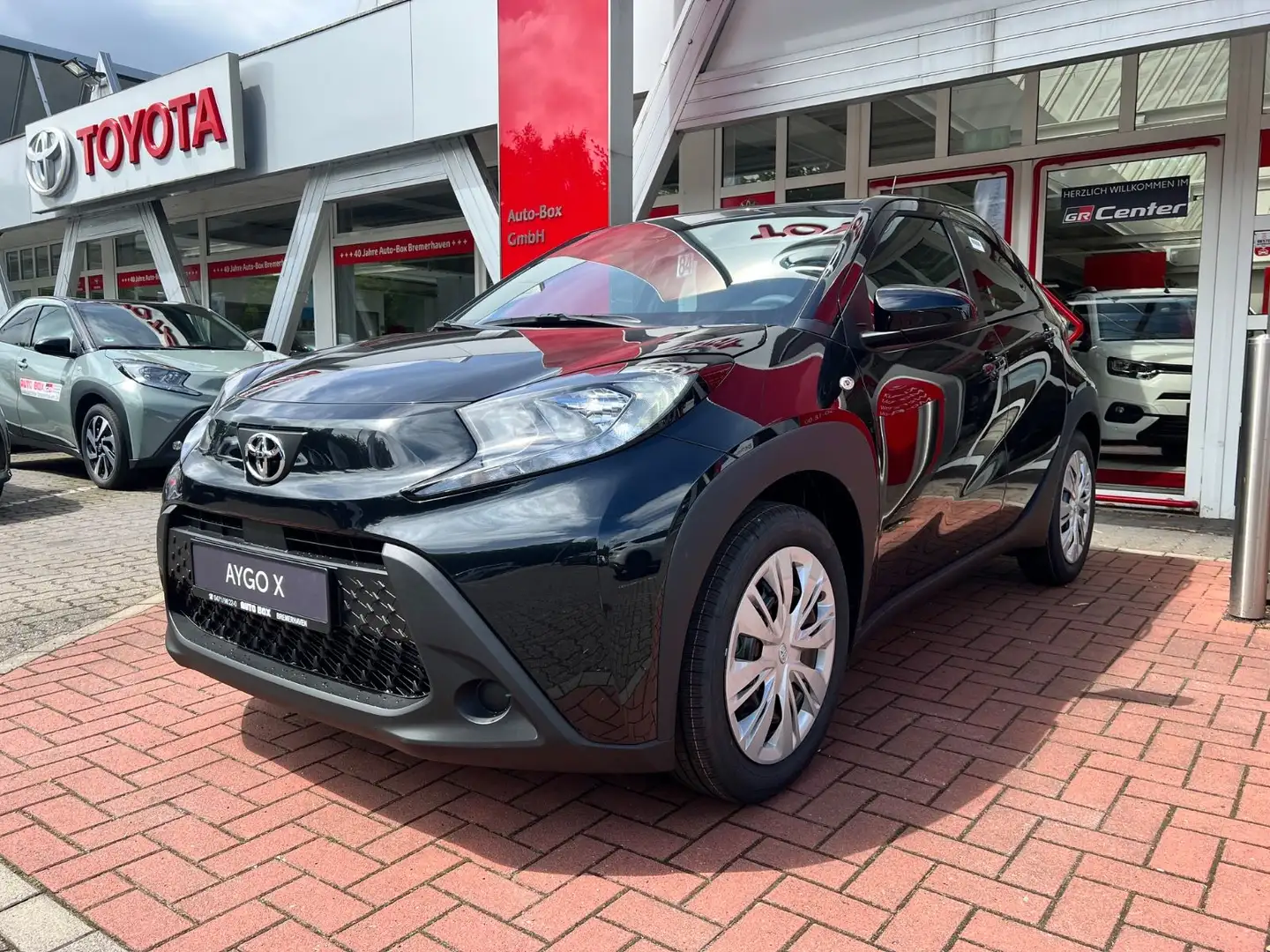 Toyota Aygo X Business Edition Negru - 1