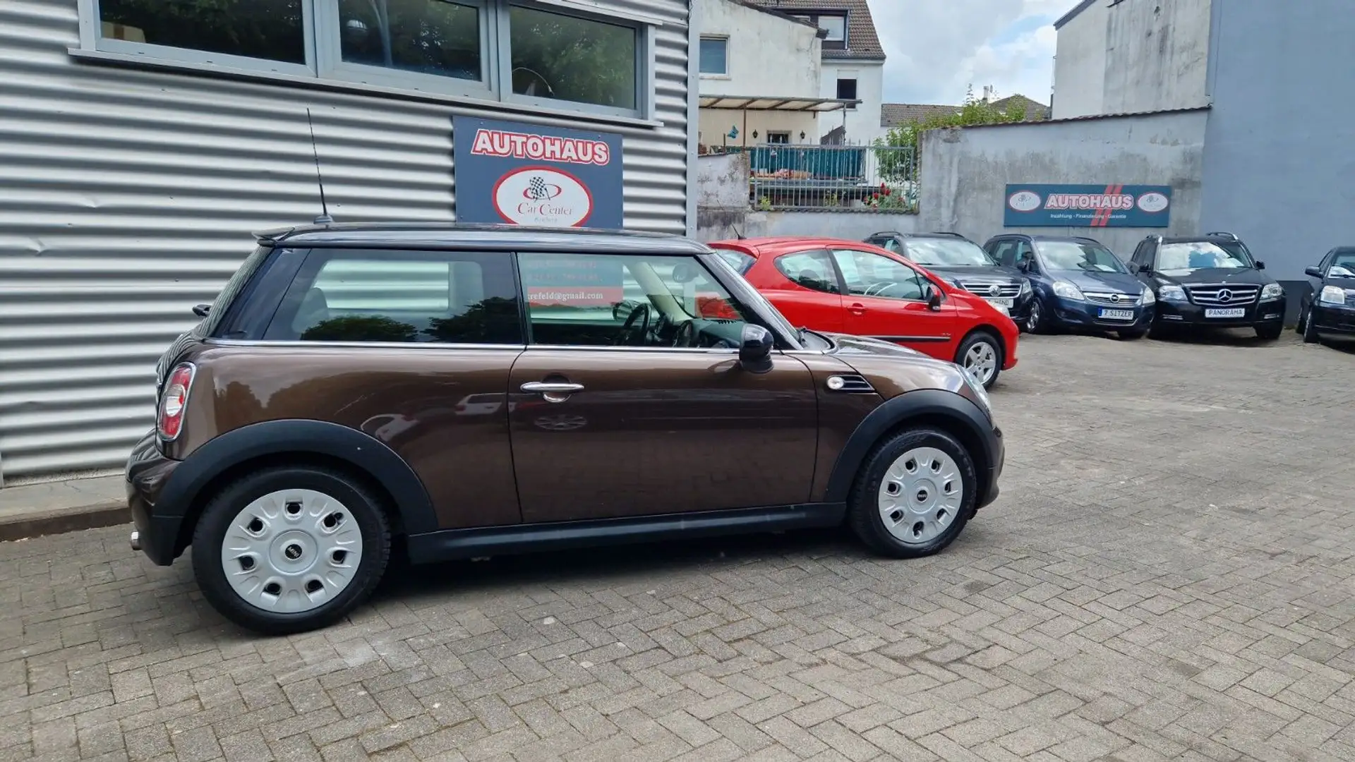 MINI Cooper 1.6 TEMPOMAT+SHZ+XENON - 2