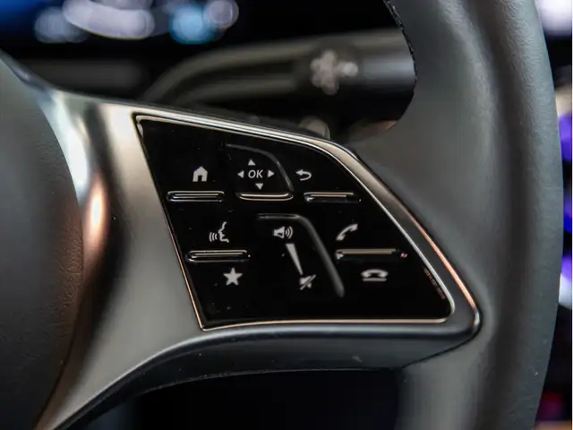 Mercedes-Benz Gla view 19