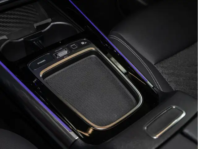 Mercedes-Benz Gla view 17