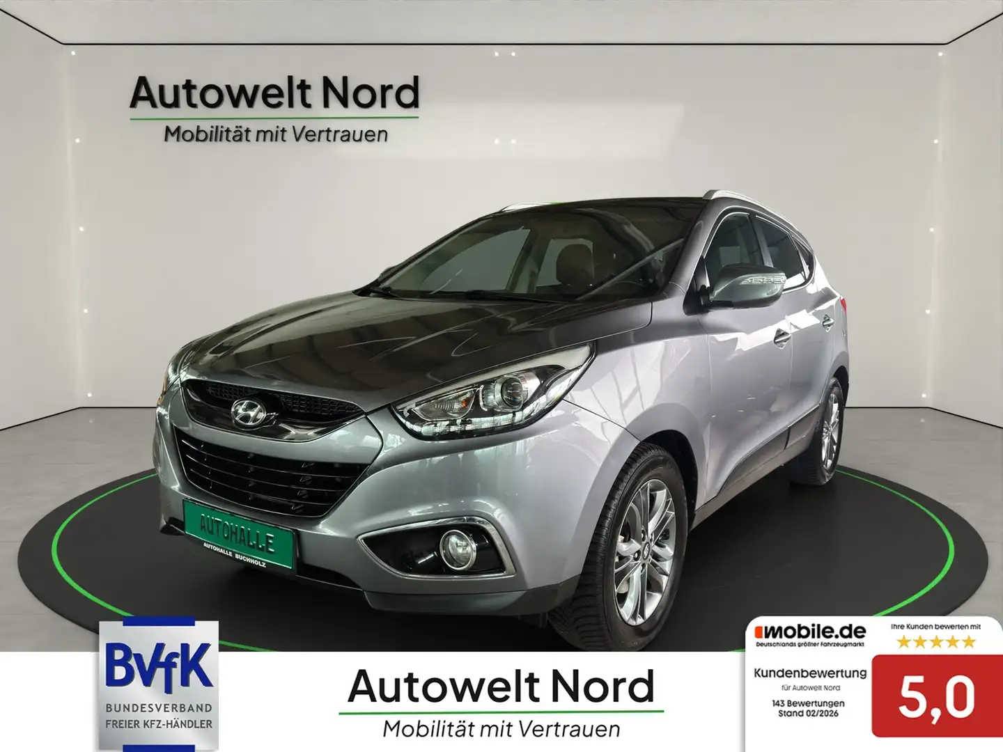 Hyundai iX35 ~LEDER~NAVI~R-KAMERA~AHK~PANORAMADACH~ALLWETTERREI Grau - 1