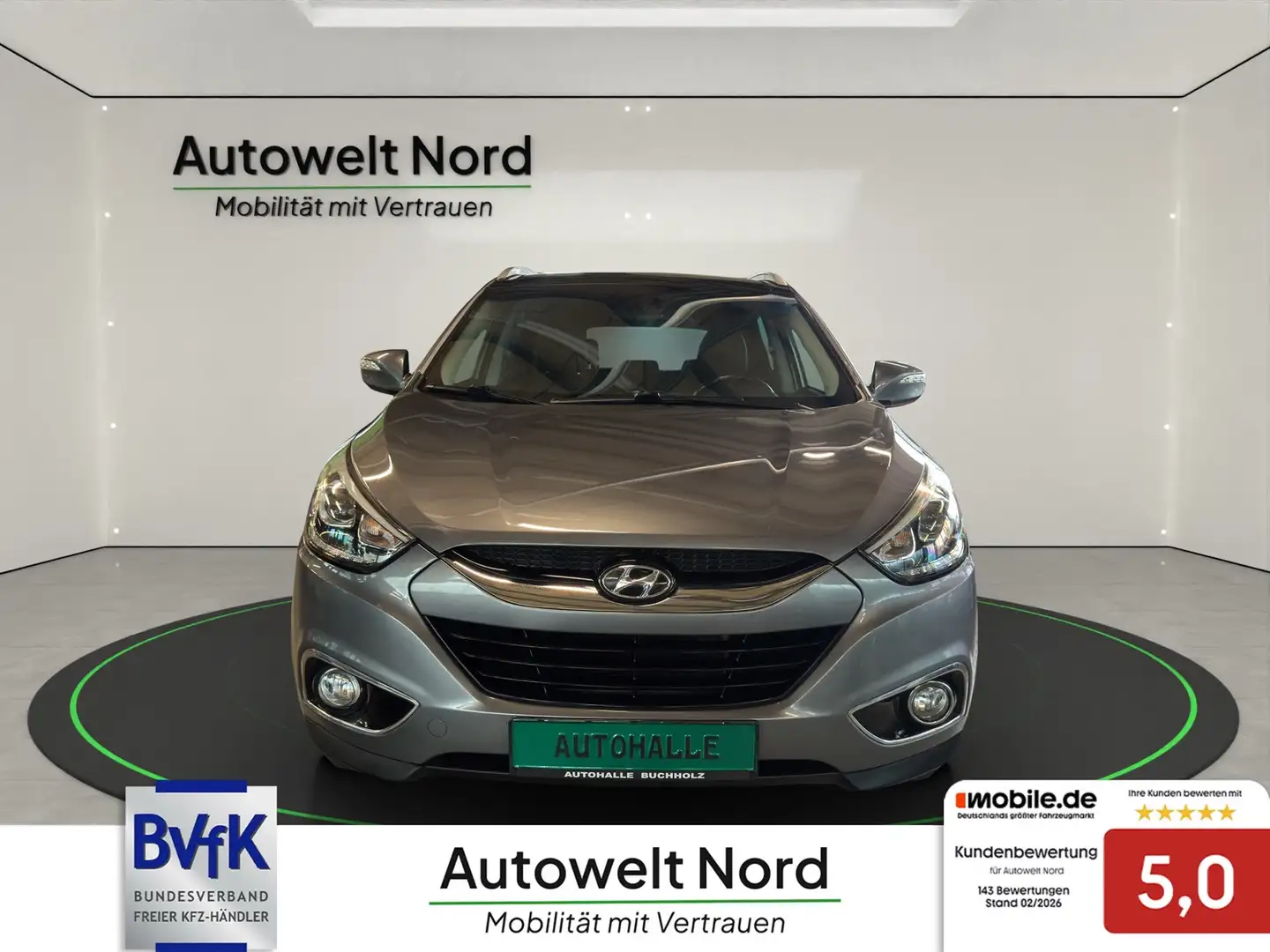 Hyundai iX35 ~LEDER~NAVI~R-KAMERA~AHK~PANORAMADACH~ALLWETTERREI Grau - 2