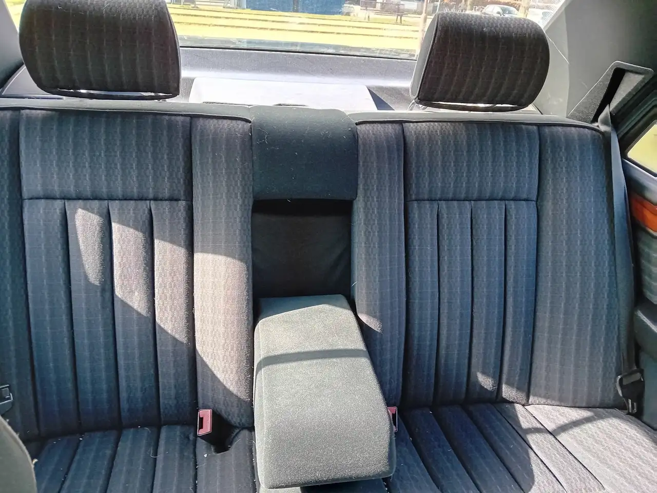 Mercedes-Benz E 230, foto 4