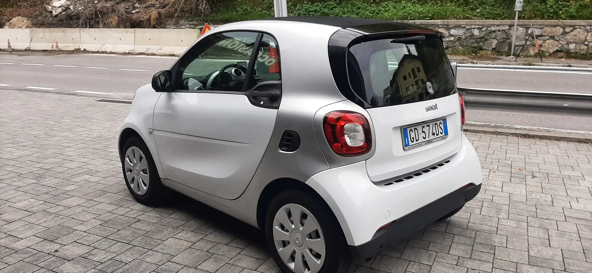 smart forTwo fortwo coupe Bianco - 2