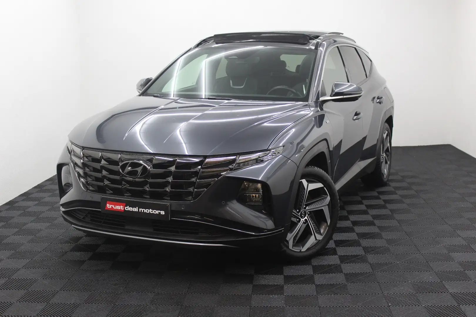 Hyundai TUCSON Tucson 1.6 CRDi MHEV Shine * Garantie * Noir - 1