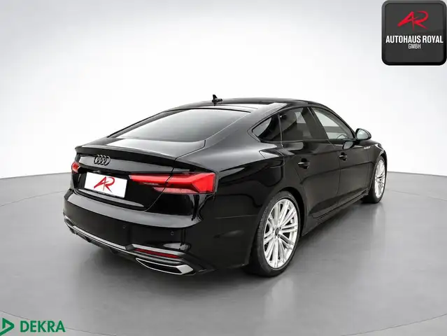 Audi A5 view 3