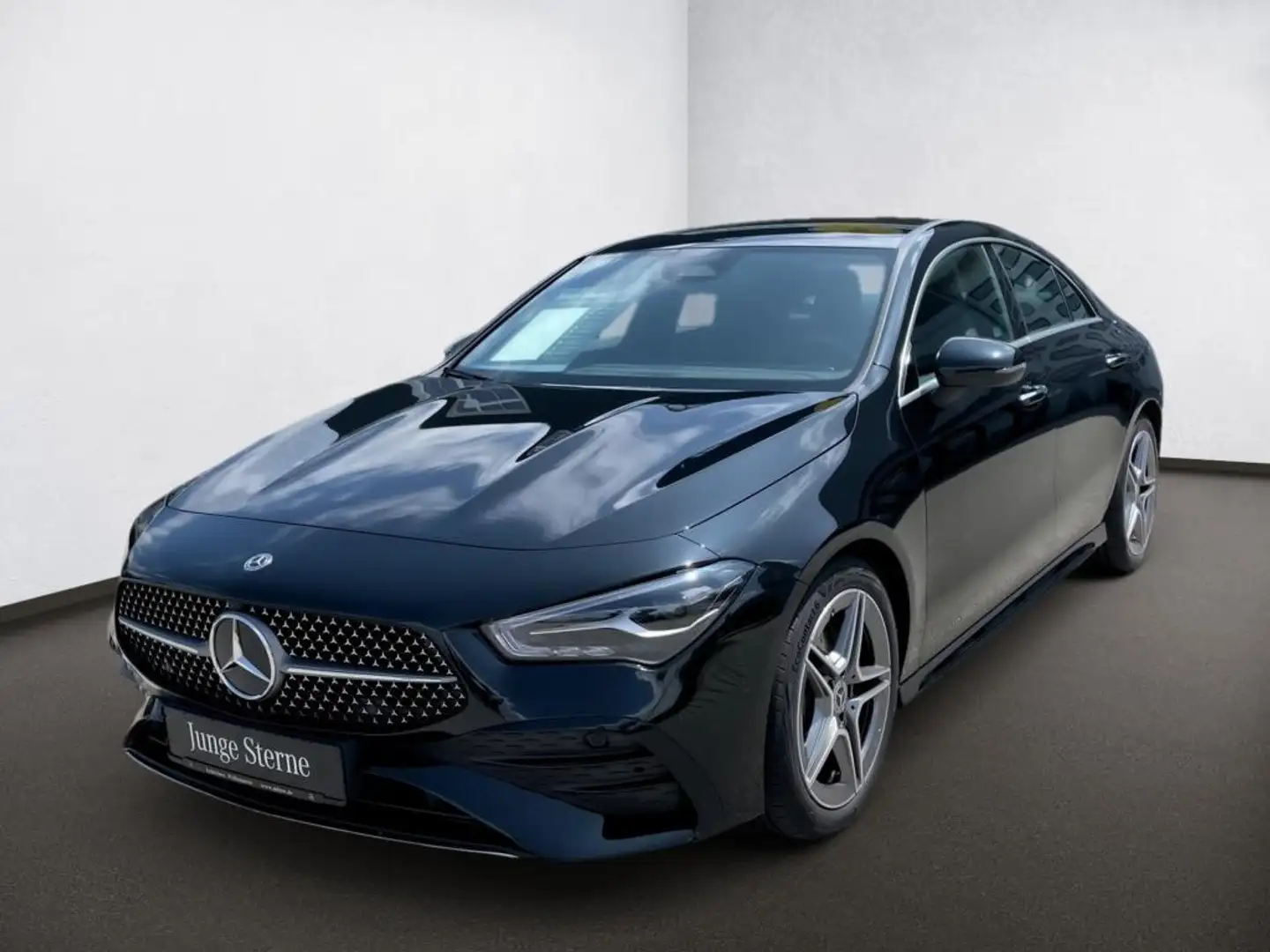 Mercedes-Benz CLA 200 Cp AMG*Navi*Ambi*Lenkradbeheizt*Kamera* Zwart - 2
