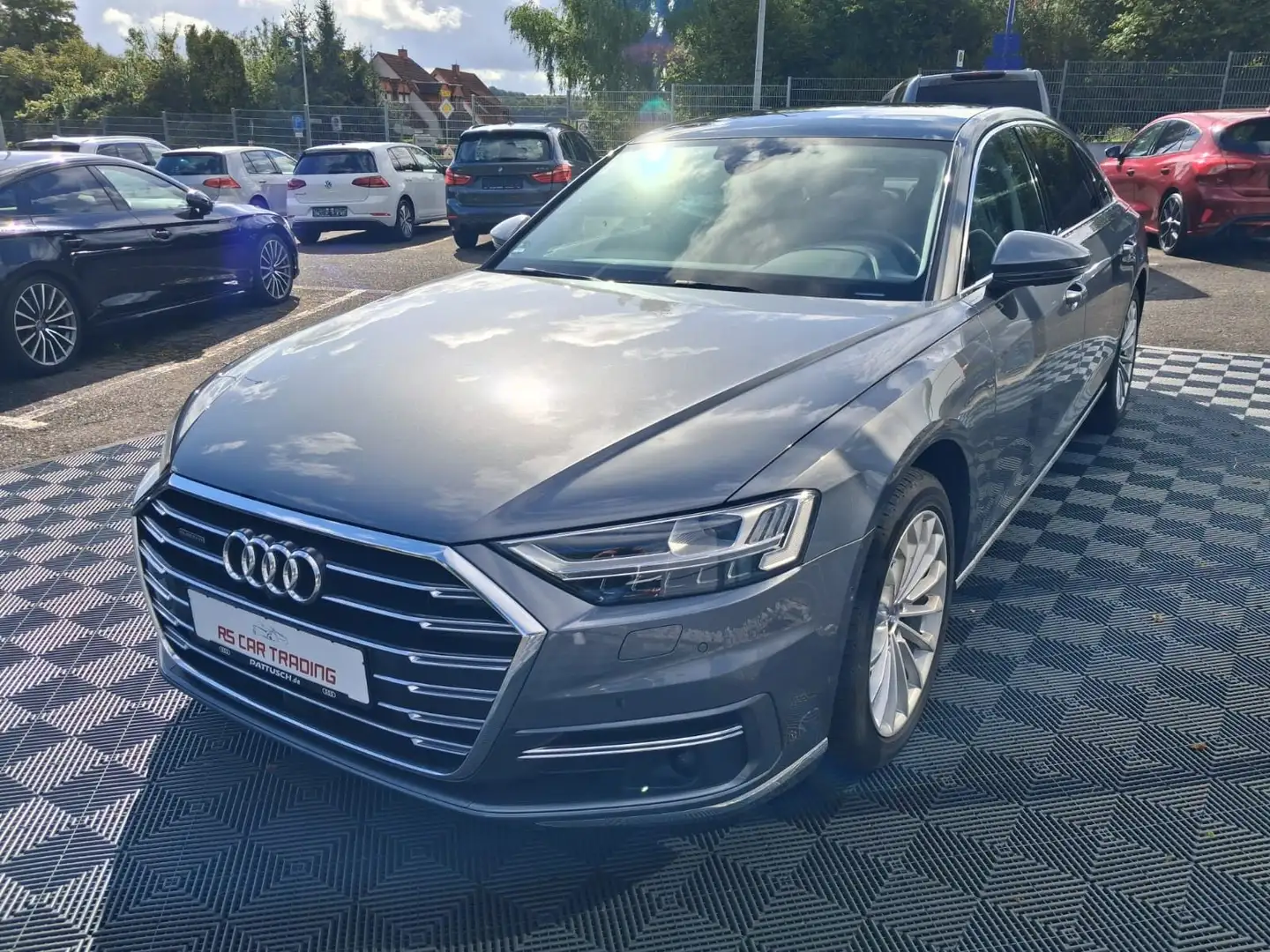Audi A8 55 TFSI L quattro Gris - 1