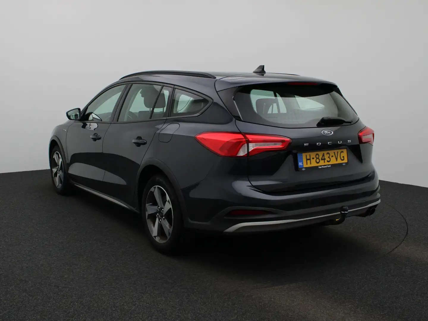 Ford Focus Wagon 1.0 EcoBoost Active Business Trekhaak | Navi Bleu - 2