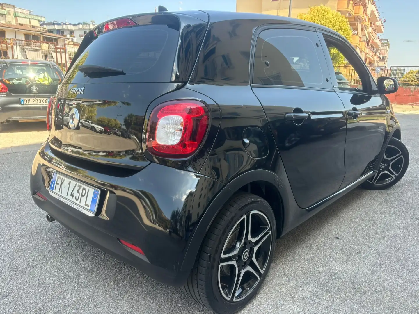 smart forFour 90 0.9 Turbo twinamic Prime Zwart - 2