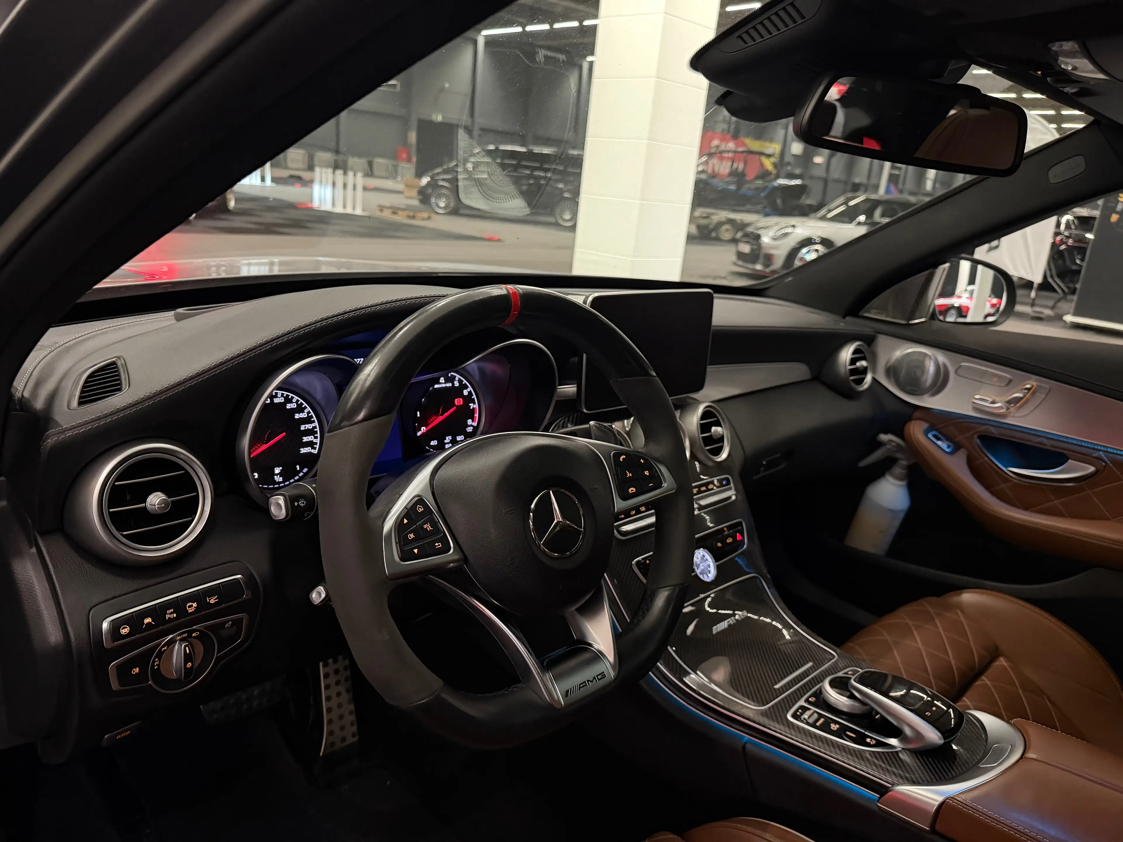 Mercedes-Benz C 63 AMG C 63 AMG — photo 5