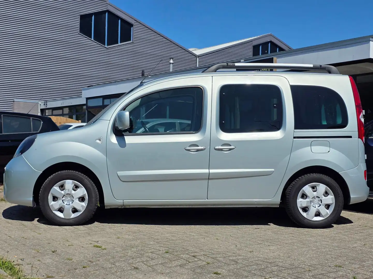 Renault Kangoo Family 1.6-16V Expression |AUTOMAAT|CLIMA Gris - 2