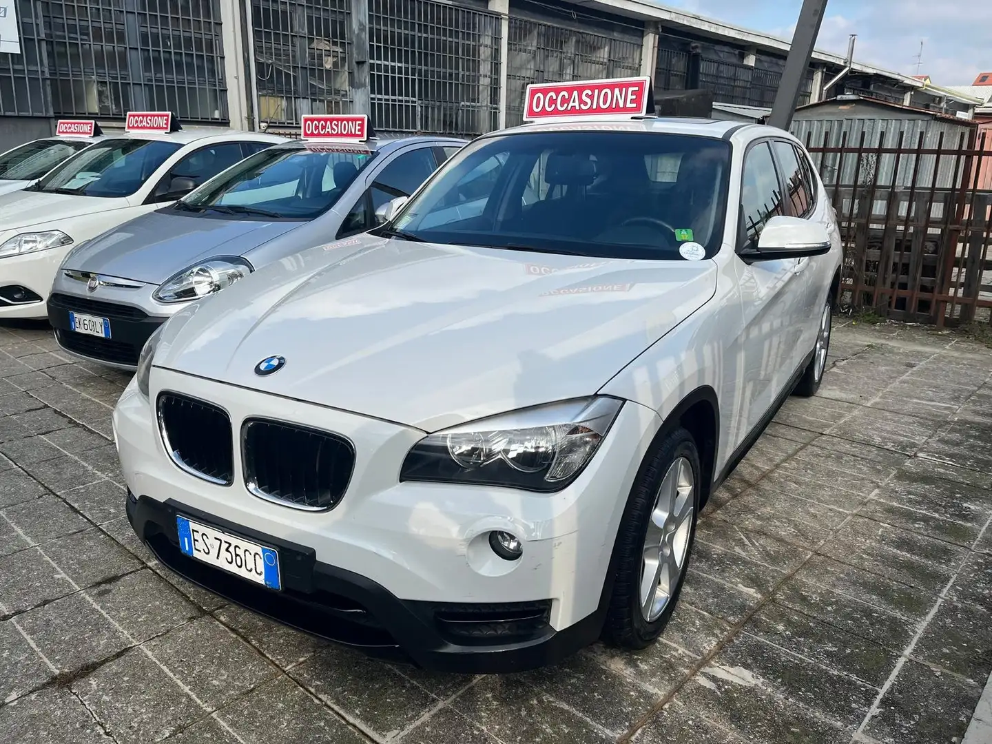 BMW X1 18 d sdrive Sport Line imm. 06/2013 Blanc - 1
