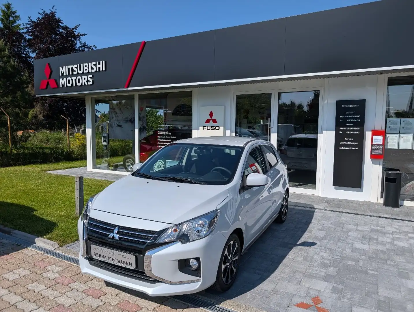 Mitsubishi Space Star Intro Edition+ 1.2 *AUTOMATIK*NAVI* Weiß - 2