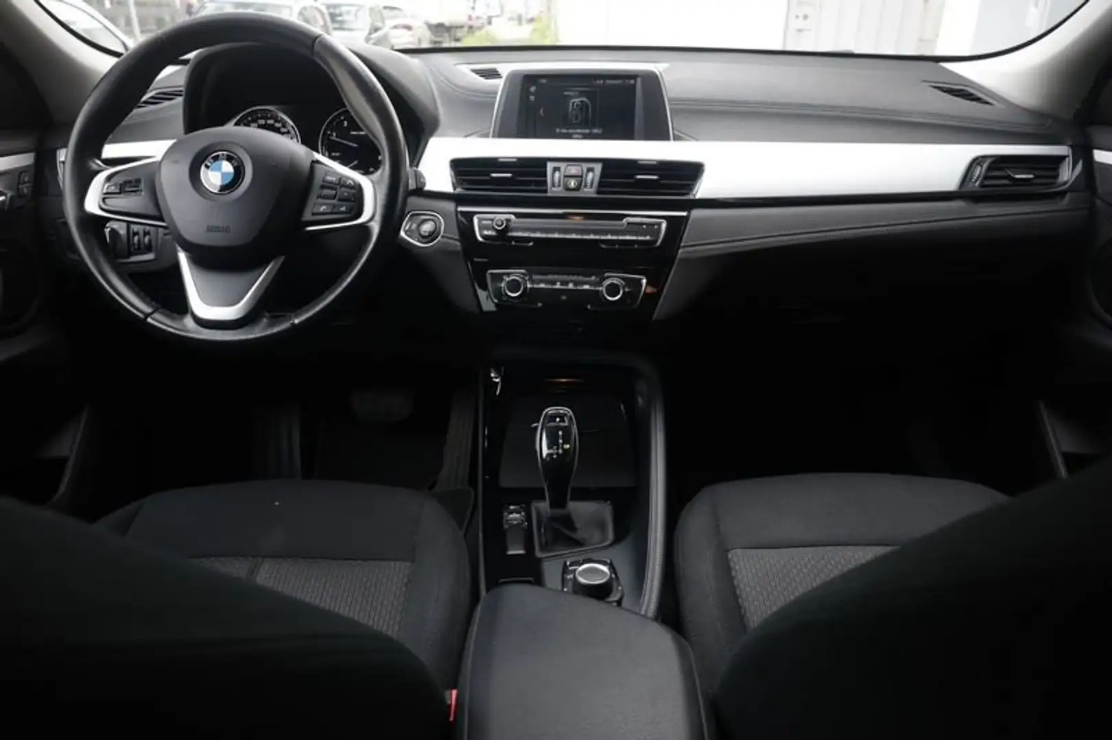 BMW X2 BMW X2 sDrive18d Advantage Unicoproprietario Fekete - 2