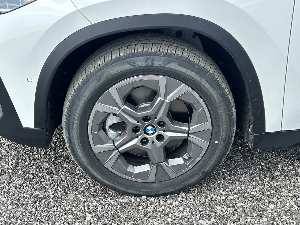 BMW X1 снимка BMW X1