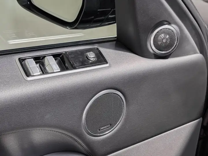 Land Rover Range Rover 2020, foto 10