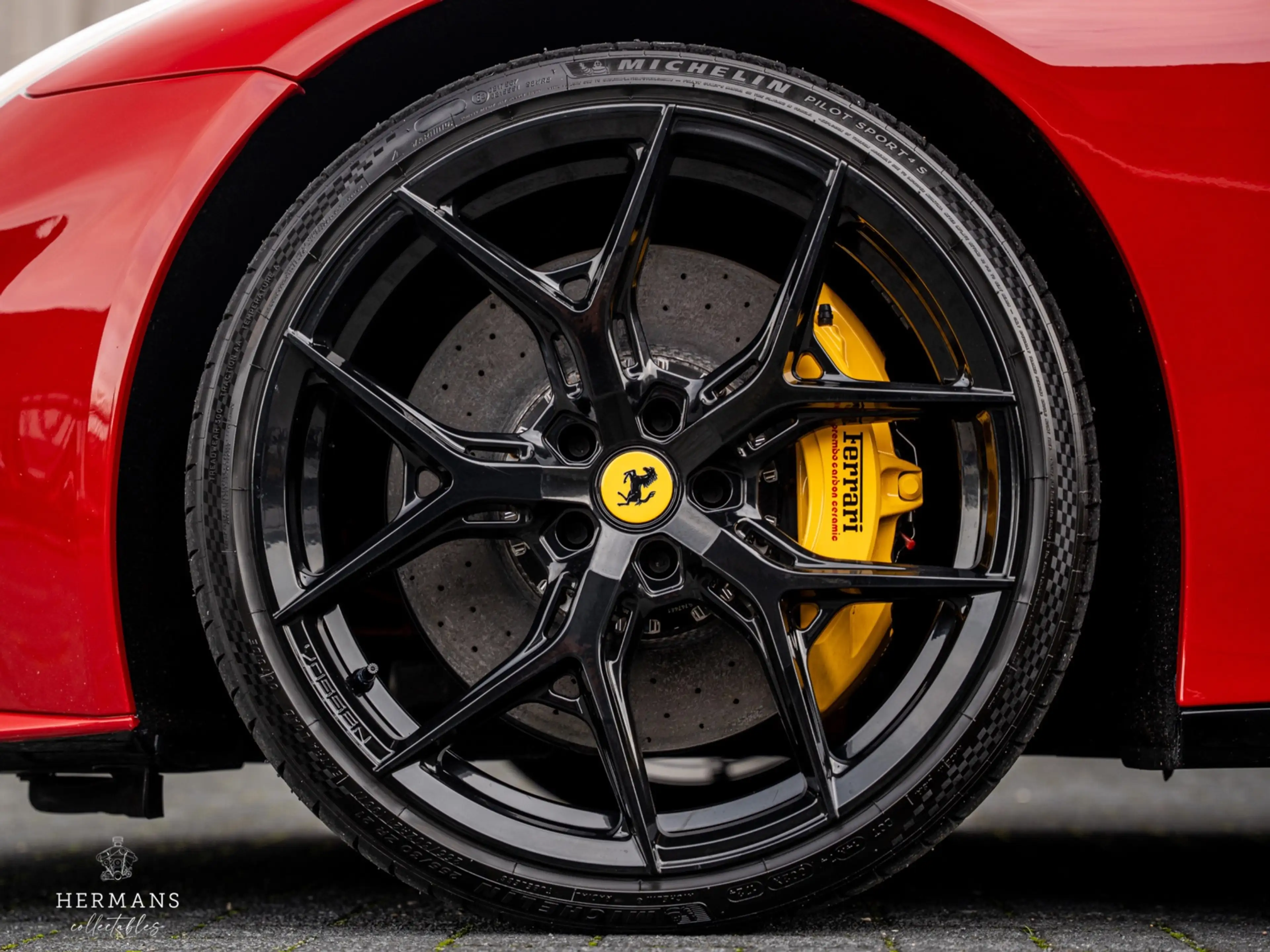 Ferrari F12 6.3 Berlinetta HELE / Vossen / X-pipe / Eventuri / — photo 17