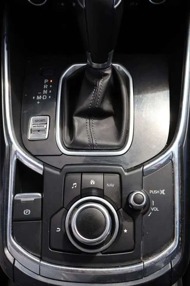 Mazda CX-9 fotografie Mazda CX-9