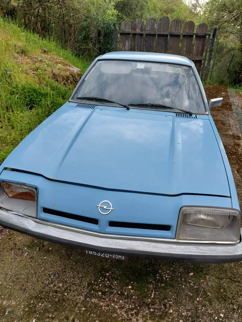 Opel Manta 1200 b Blue - 1