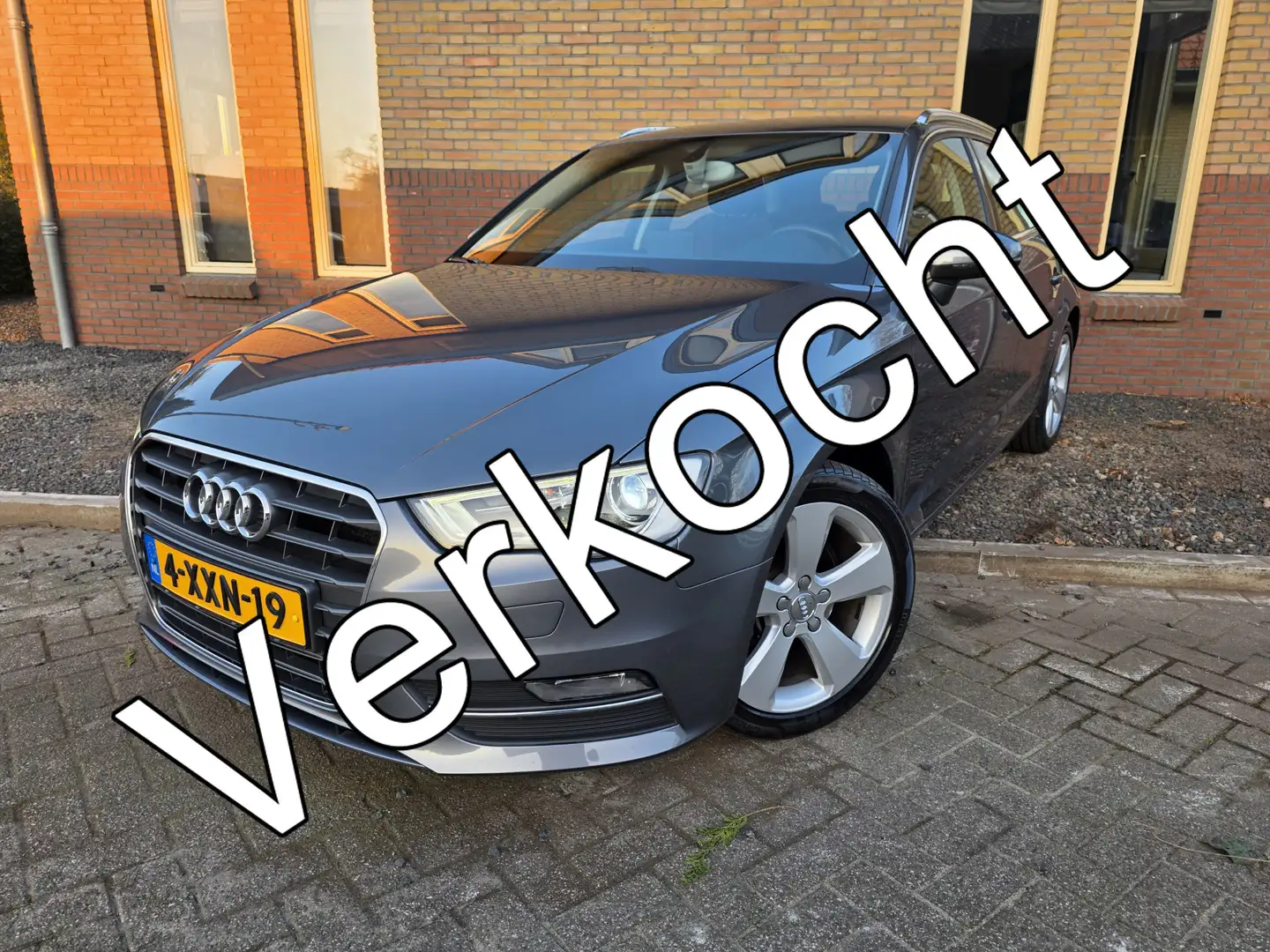 Audi A3 Sportback 1.4 TFSI Ambition Pro Line plus Gris - 1
