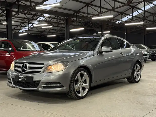 Mercedes-Benz C 220 CDI * TVA * 1ER PROP * TOIT PANO * SIEGE CH * CUIR