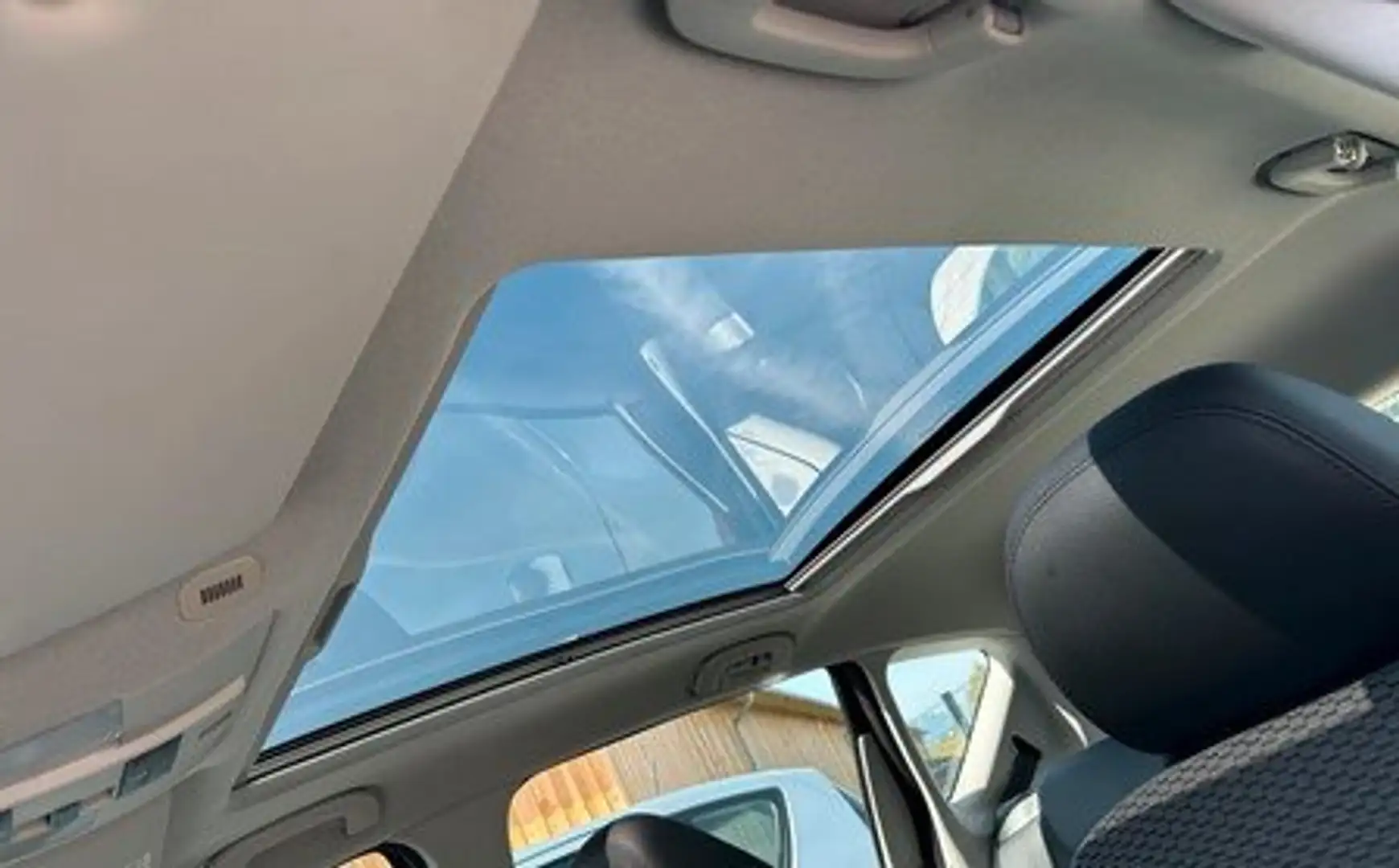 Mercedes-Benz A 180 A 180CDI Avantgarde Avantgarde Plateado - 2