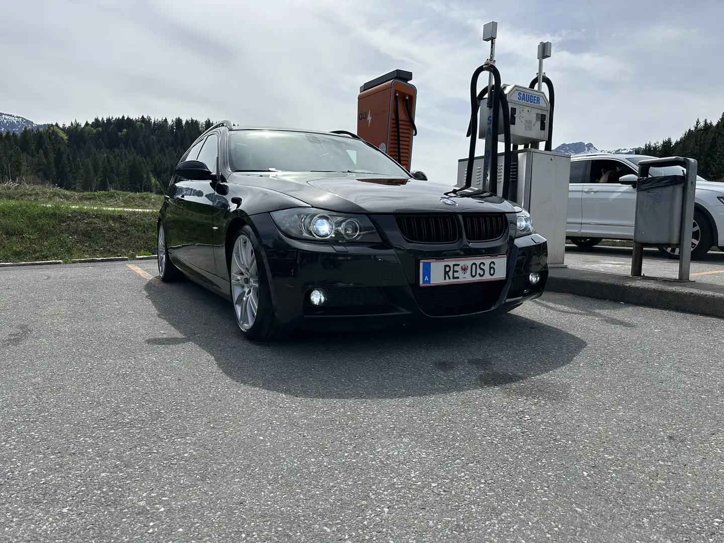 BMW 325 d touring Aut. - 1