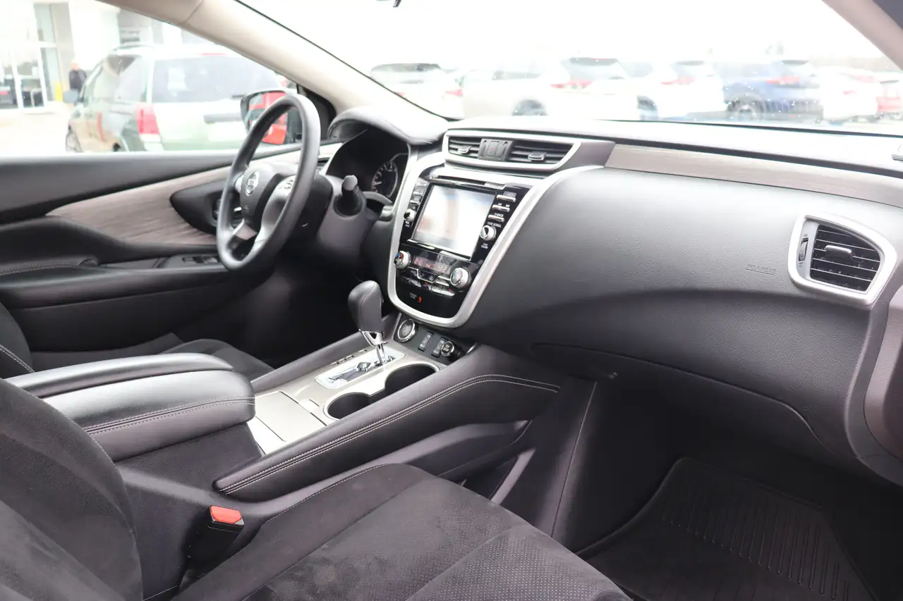 Nissan Murano снимка Nissan Murano