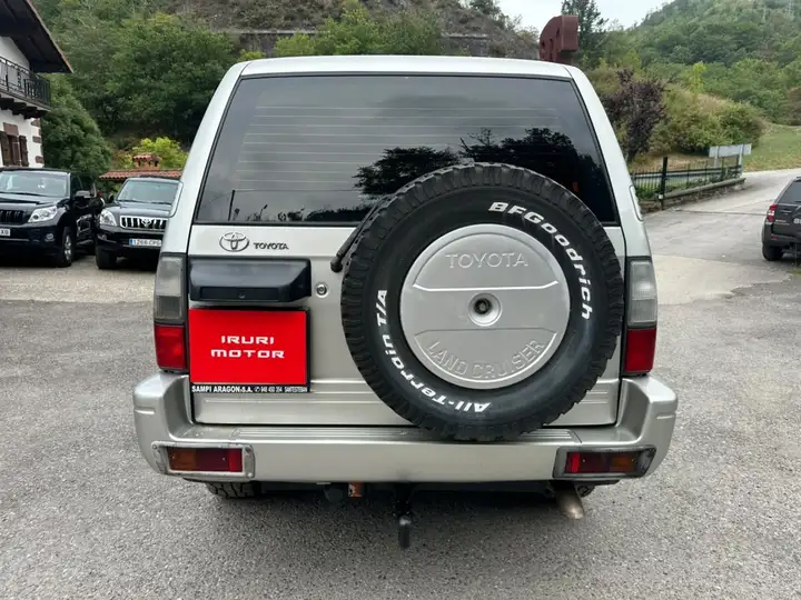 Toyota Land Cruiser 95 D4D 50 Aniver. 5p 2001, foto 7
