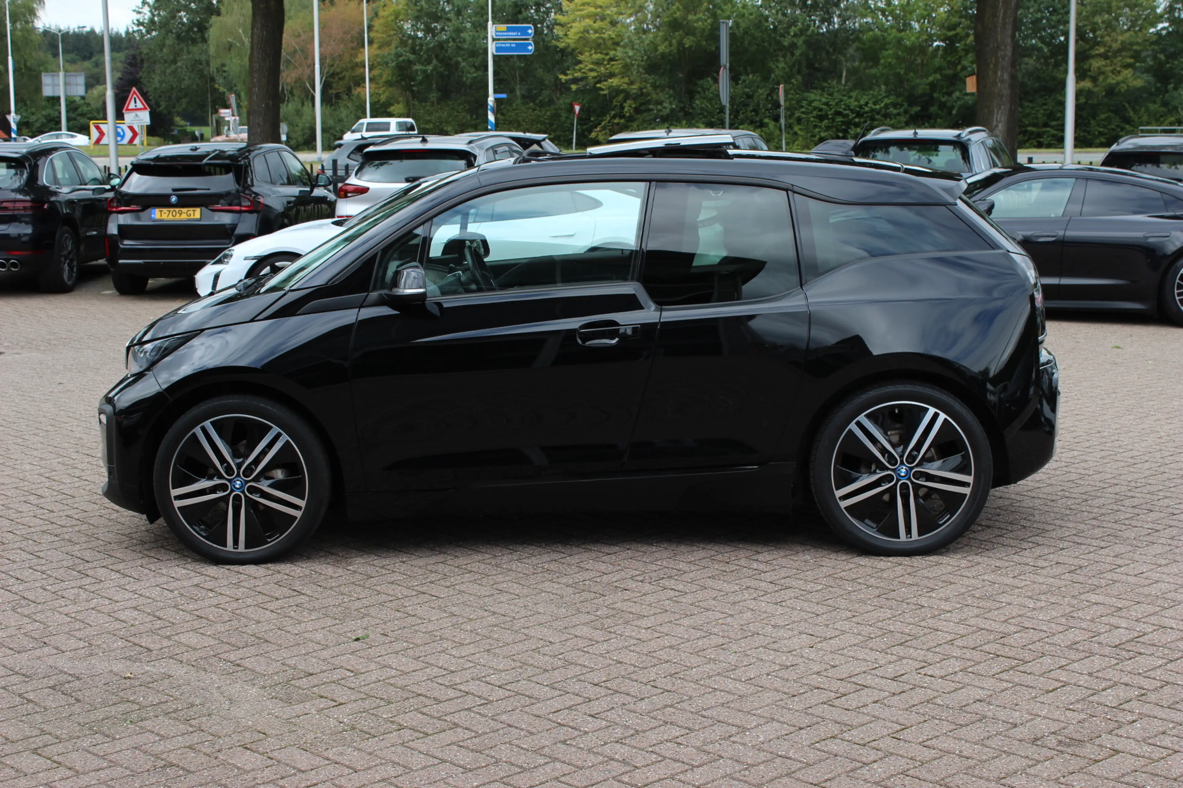 BMW i3 Executive Edition 120Ah 42 kWh / Panoramadak / Cam — photo 8