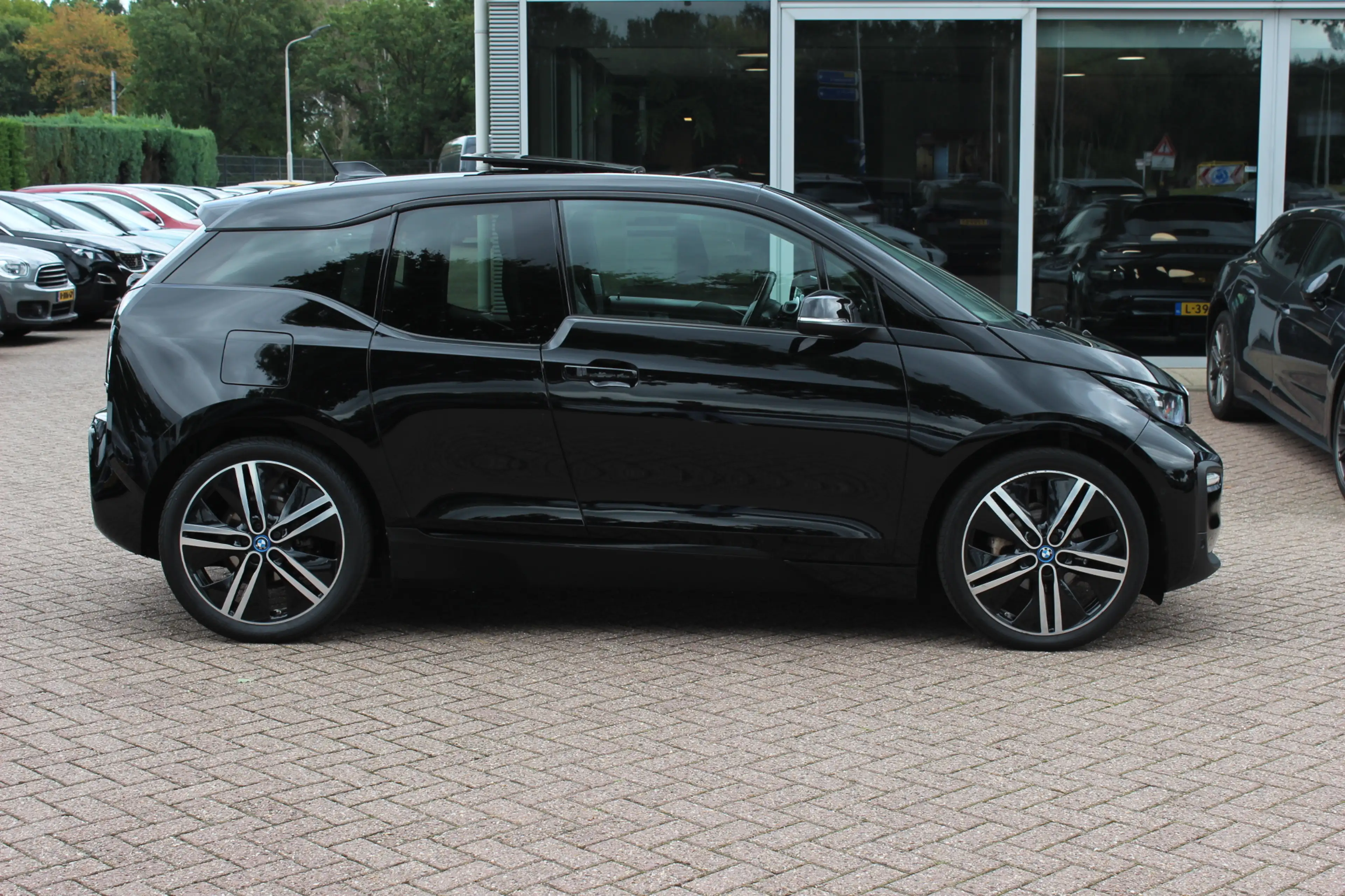BMW i3 Executive Edition 120Ah 42 kWh / Panoramadak / Cam — photo 6