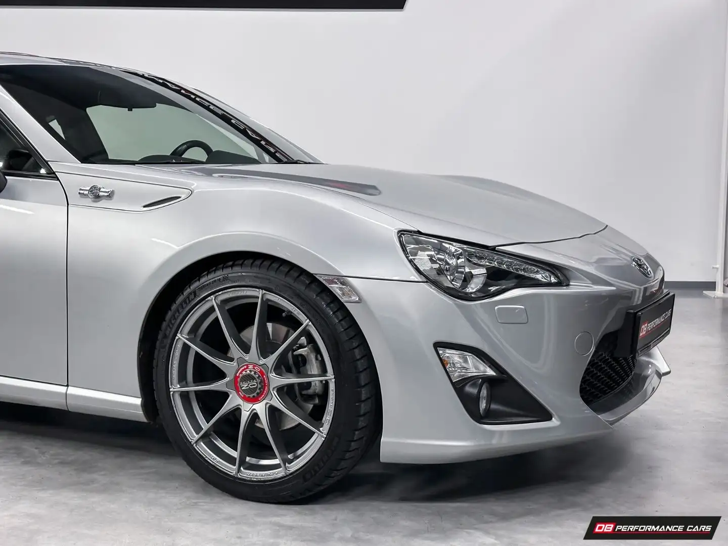 Toyota GT86 top Zustand, wenig Kilometer, OZ Felgen Silber - 2