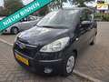 Hyundai i10 1.1 Active NETTE AUTO RIJDT EN SCHAKELT GOED Zwart - thumbnail 1