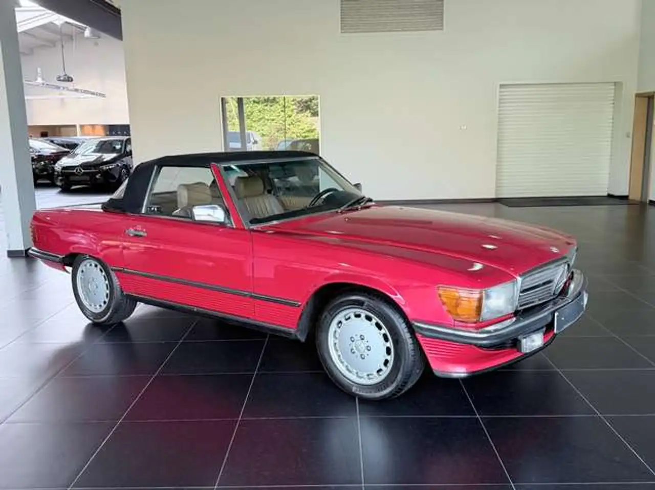 Mercedes-Benz SL 300 R107 Automaat, foto 5