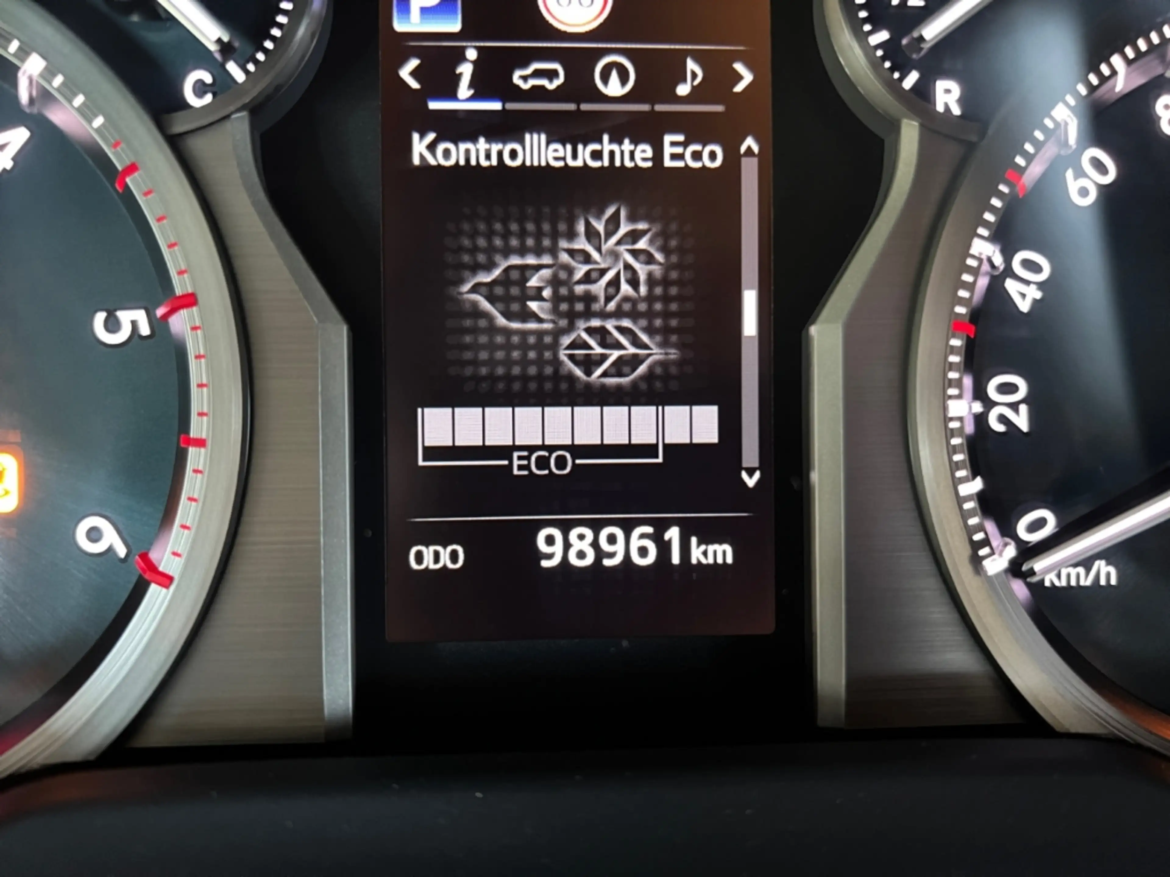 Toyota Land Cruiser 2.8 D-4D Executive *360°*Leder*4xSHZ* — photo 14