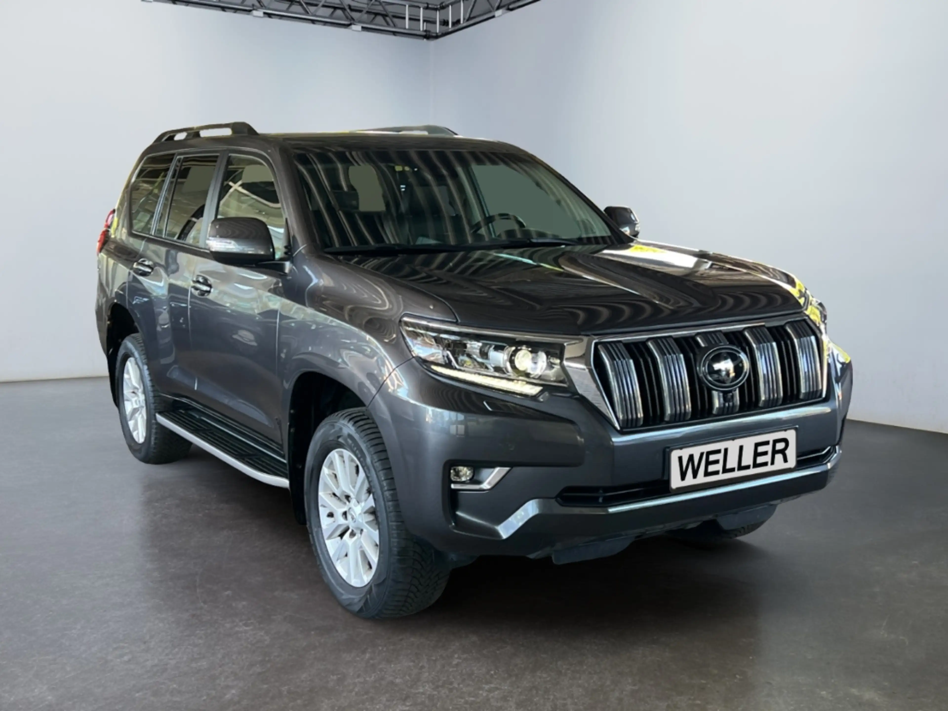 Toyota Land Cruiser 2.8 D-4D Executive *360°*Leder*4xSHZ* — photo 3
