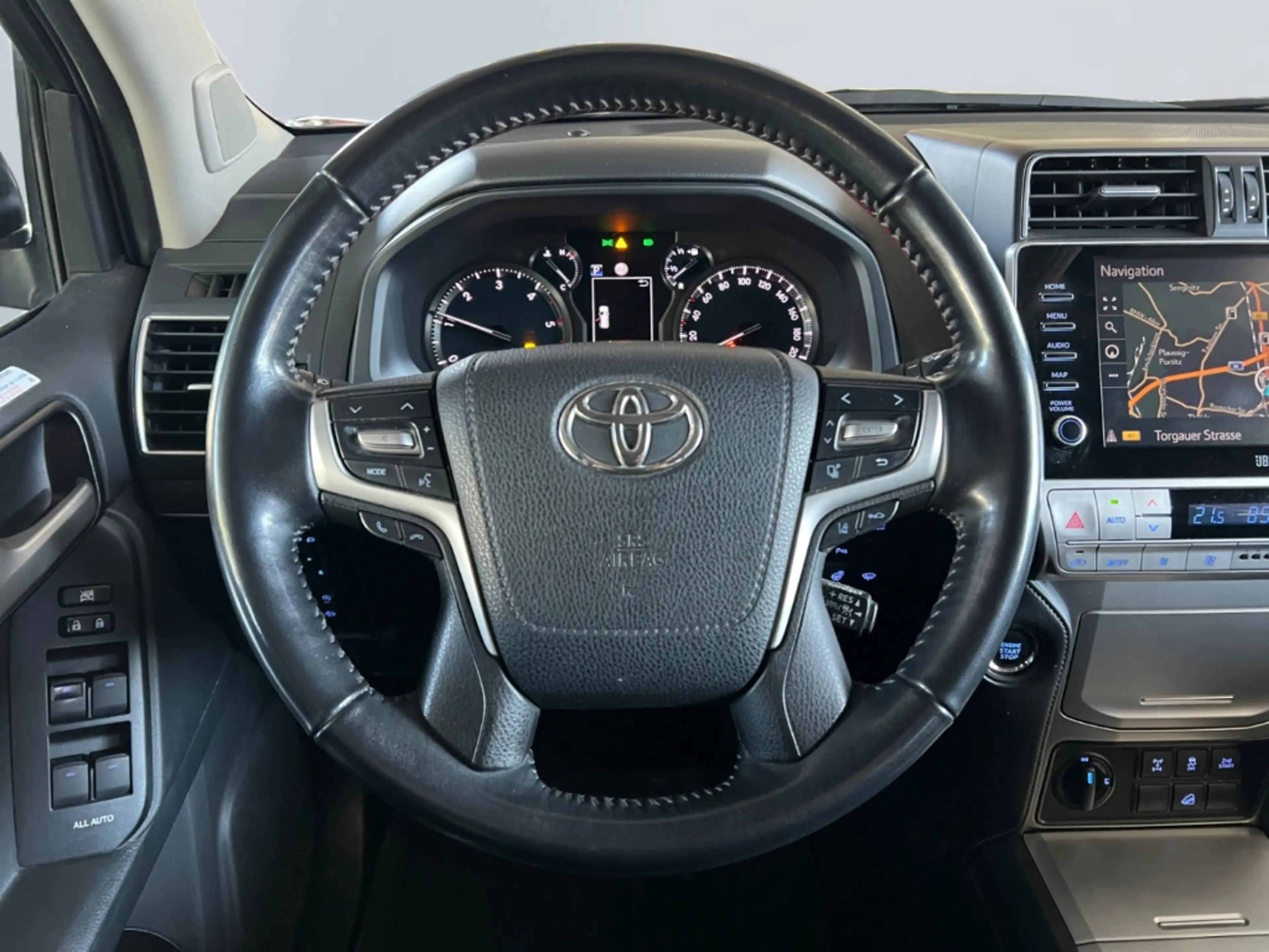 Toyota Land Cruiser 2.8 D-4D Executive *360°*Leder*4xSHZ* — photo 12