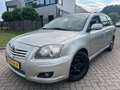 Toyota Avensis Wagon 2.0 VVTi Luna Business Leer Cruise Navi Gris - thumbnail 2