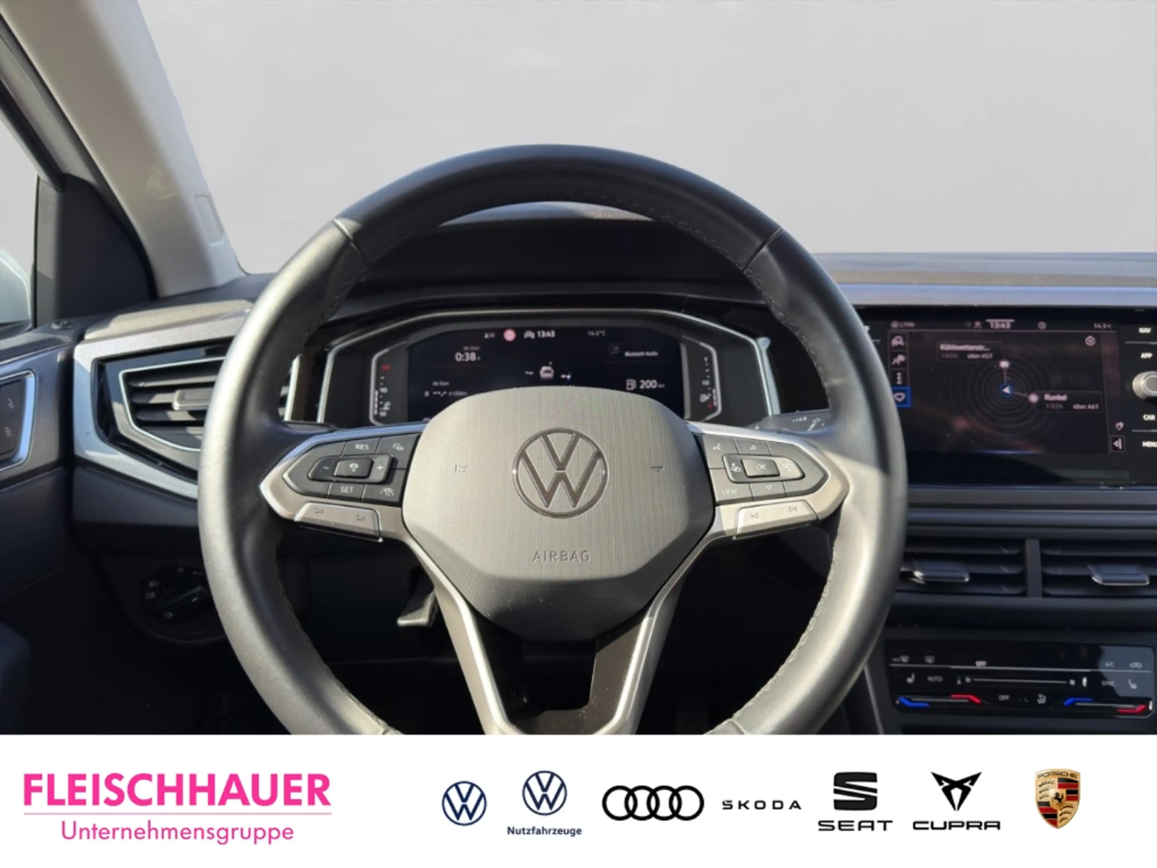Volkswagen Taigo 1.0 TSI Style Navi+RK+LED+CarPlay+Navi+PDC-Plus+ — photo 8